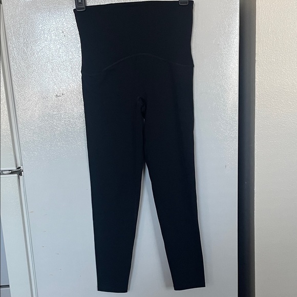 SPANX Pants - SPANX Black Booty Boost High-Waist Sculpting Leggings, EUC.